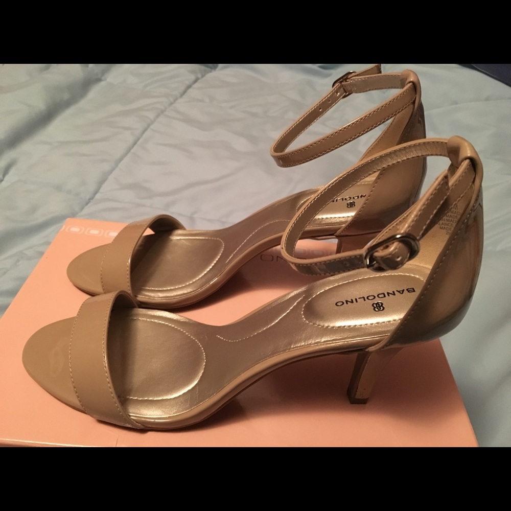 Bandolino Madia two piece dress sandal natural